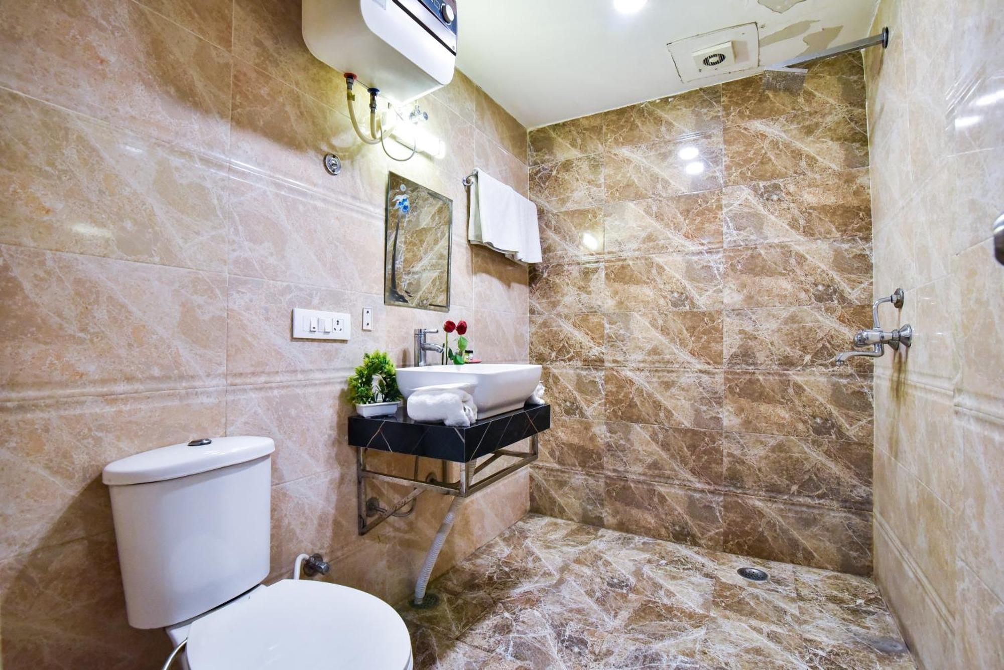 Pinaz Royale Otel Amritsar Dış mekan fotoğraf